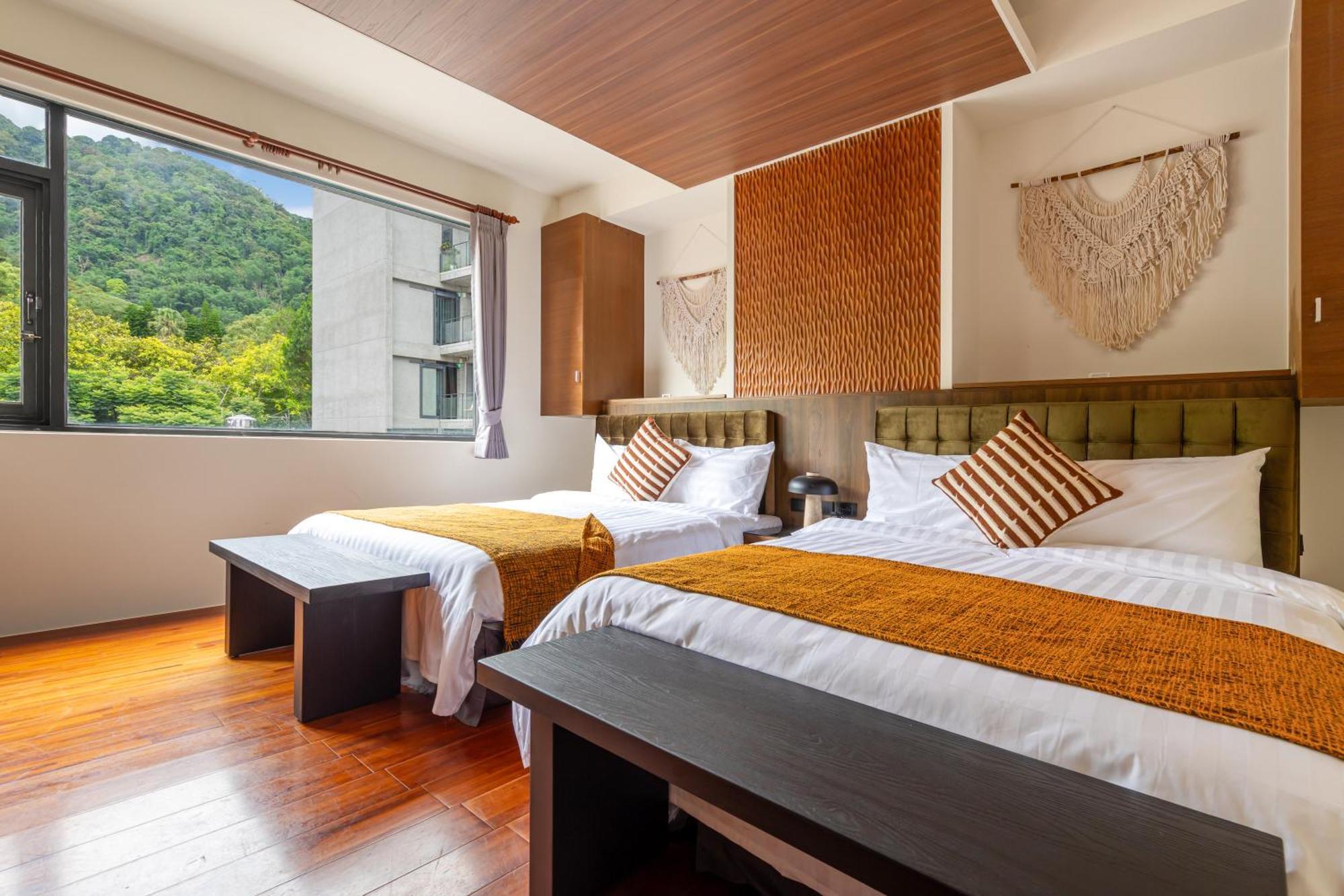 Sun Moon Lake Itathao Vacation Inn With Elevator Юйчи Экстерьер фото