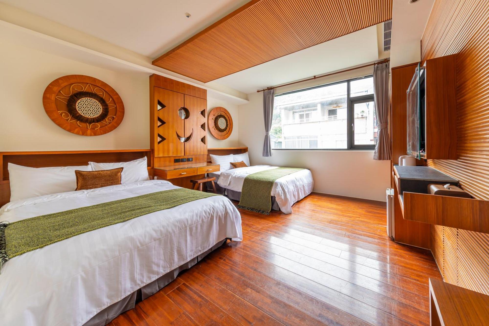Sun Moon Lake Itathao Vacation Inn With Elevator Юйчи Экстерьер фото