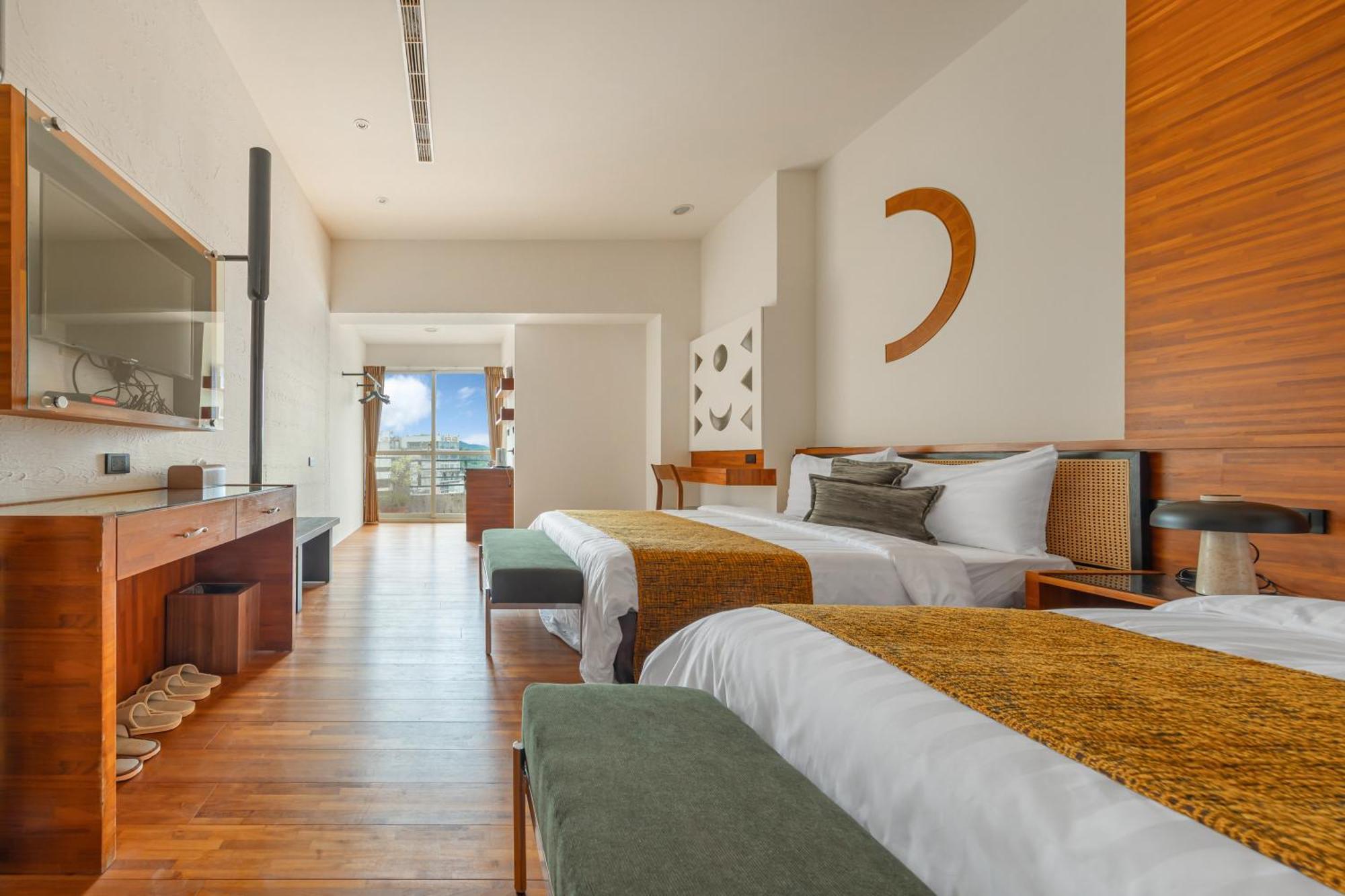 Sun Moon Lake Itathao Vacation Inn With Elevator Юйчи Экстерьер фото